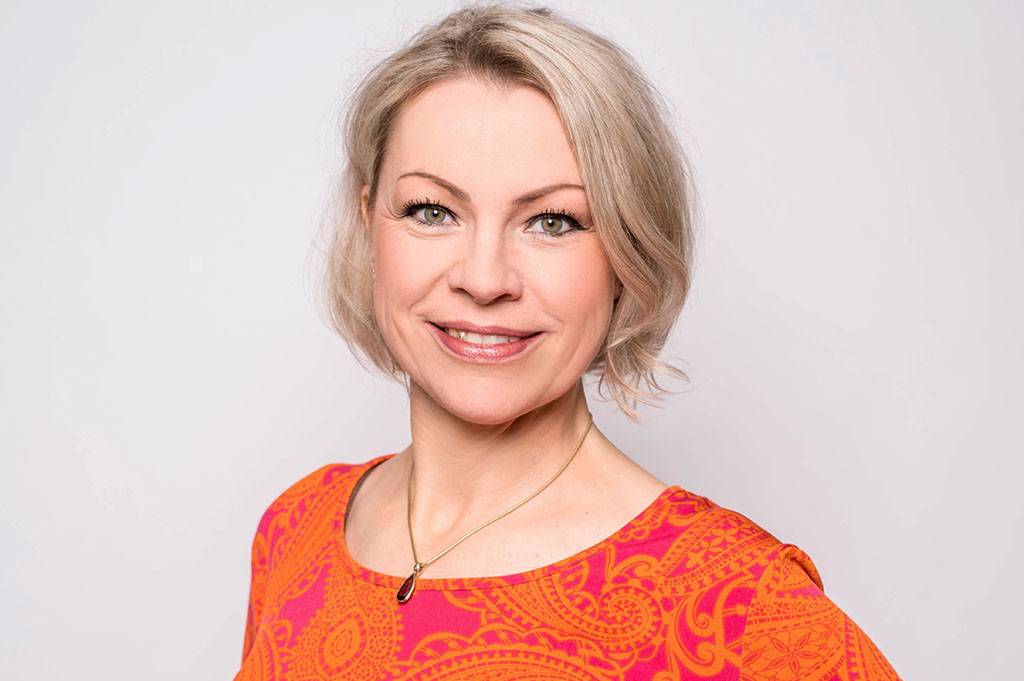 contactPerson.contactPerson.title