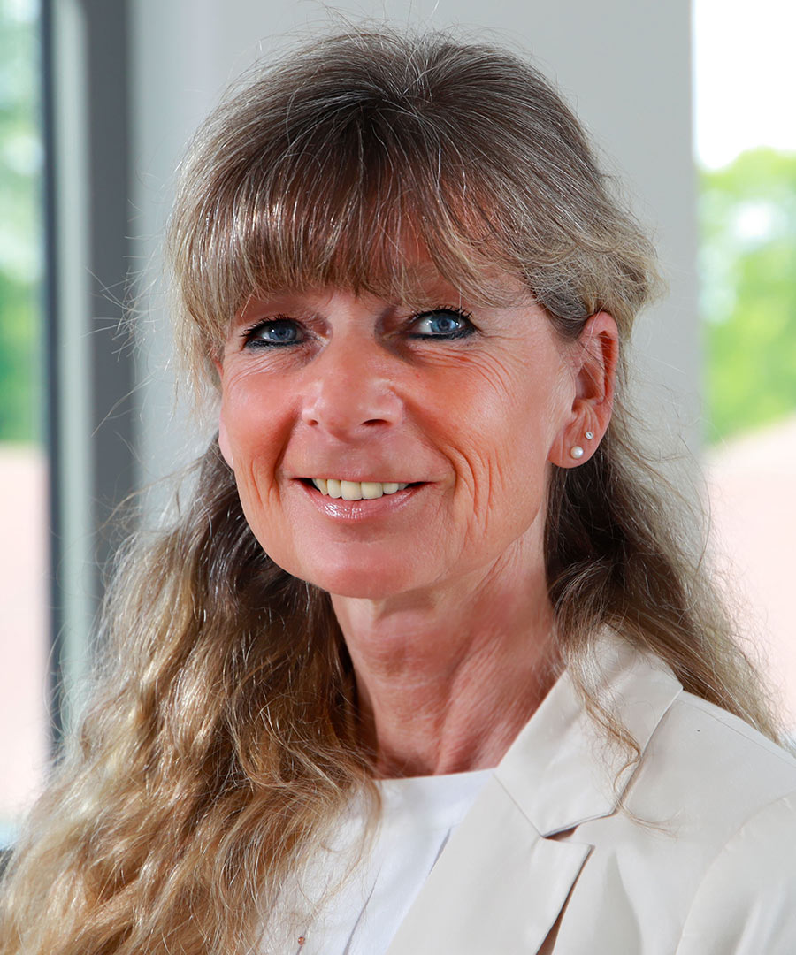 contactPerson.contactPerson.title