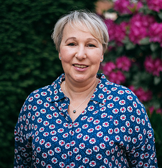 contactPerson.contactPerson.title