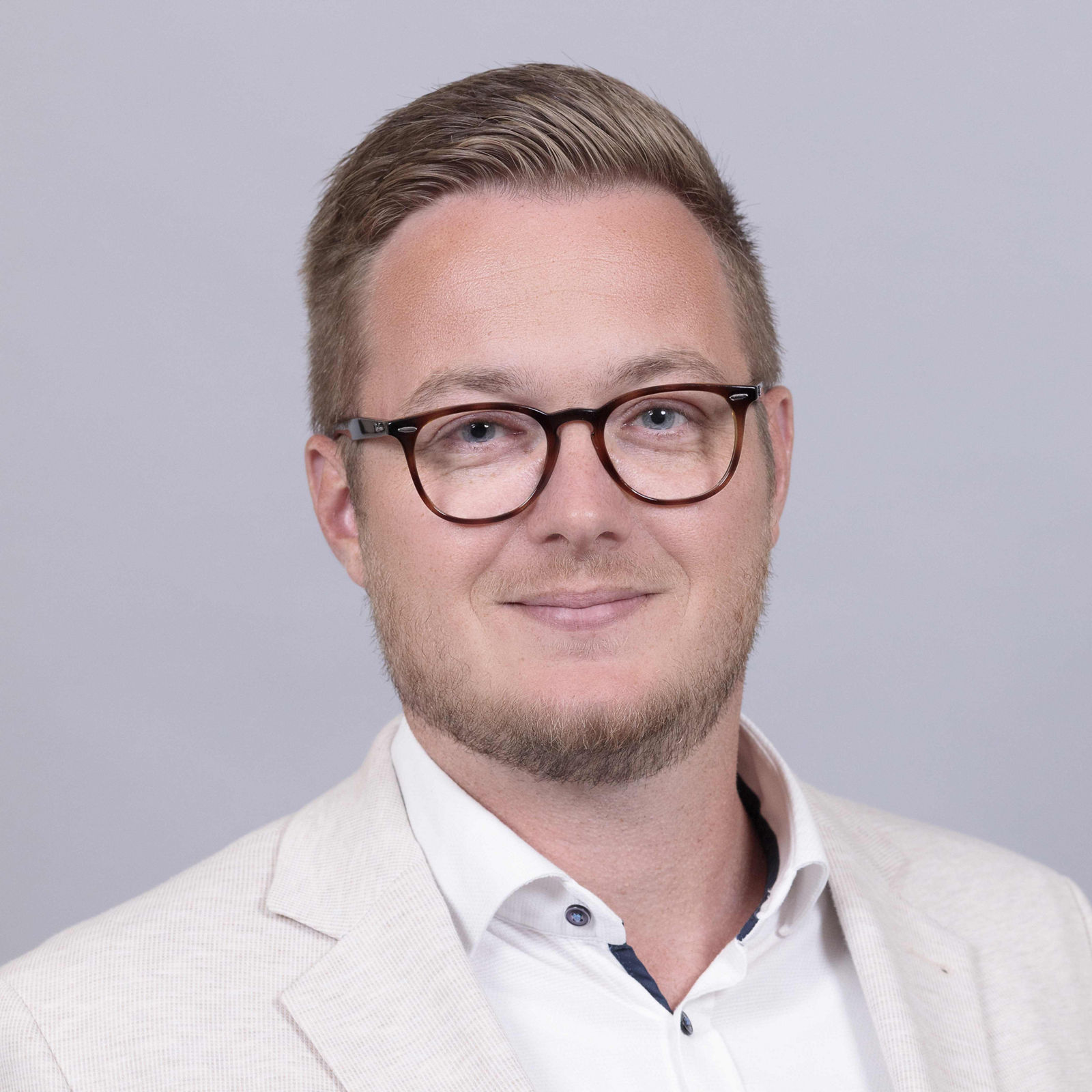 contactPerson.contactPerson.title