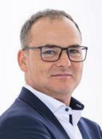 contactPerson.contactPerson.title