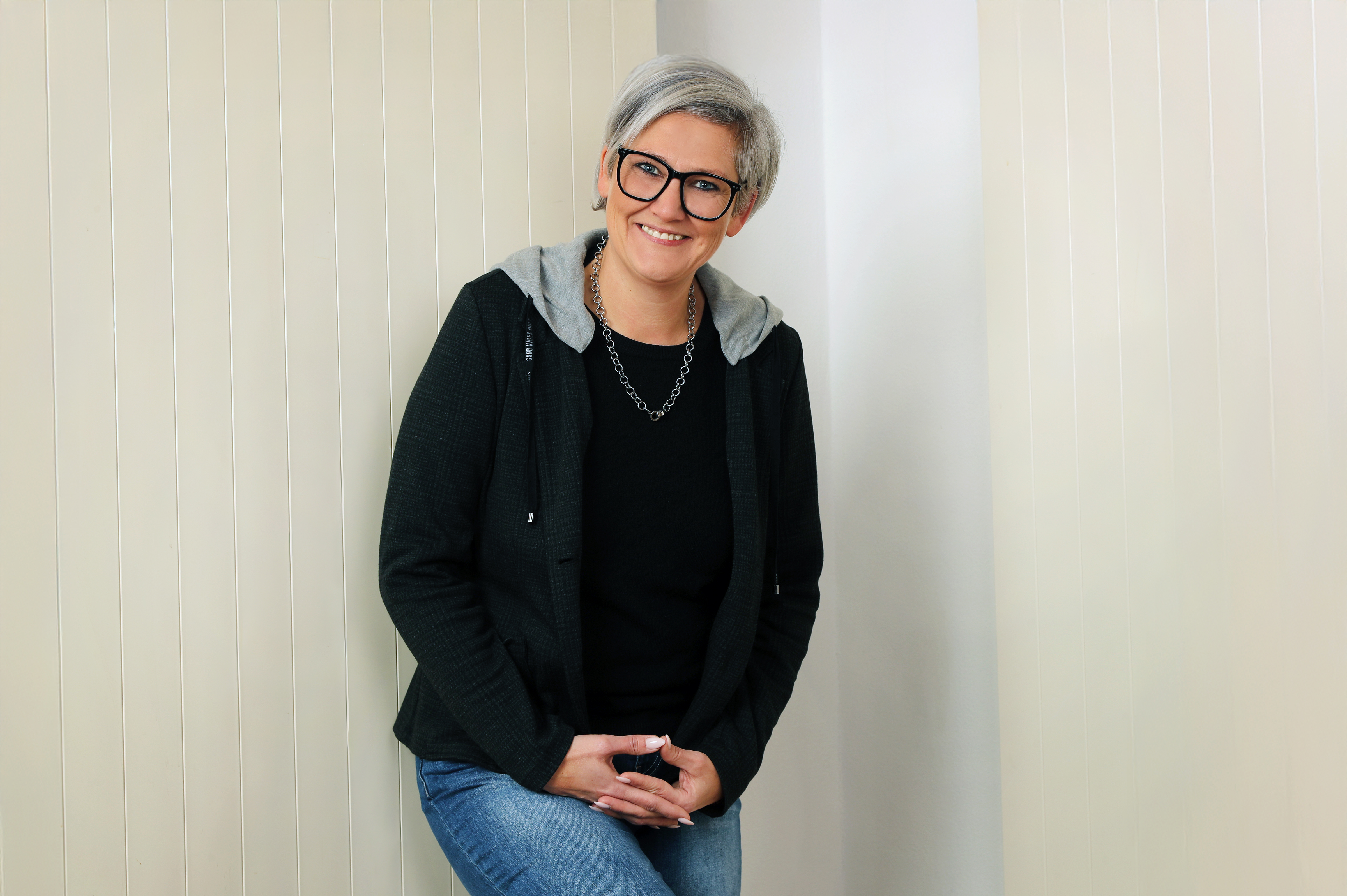 contactPerson.contactPerson.title