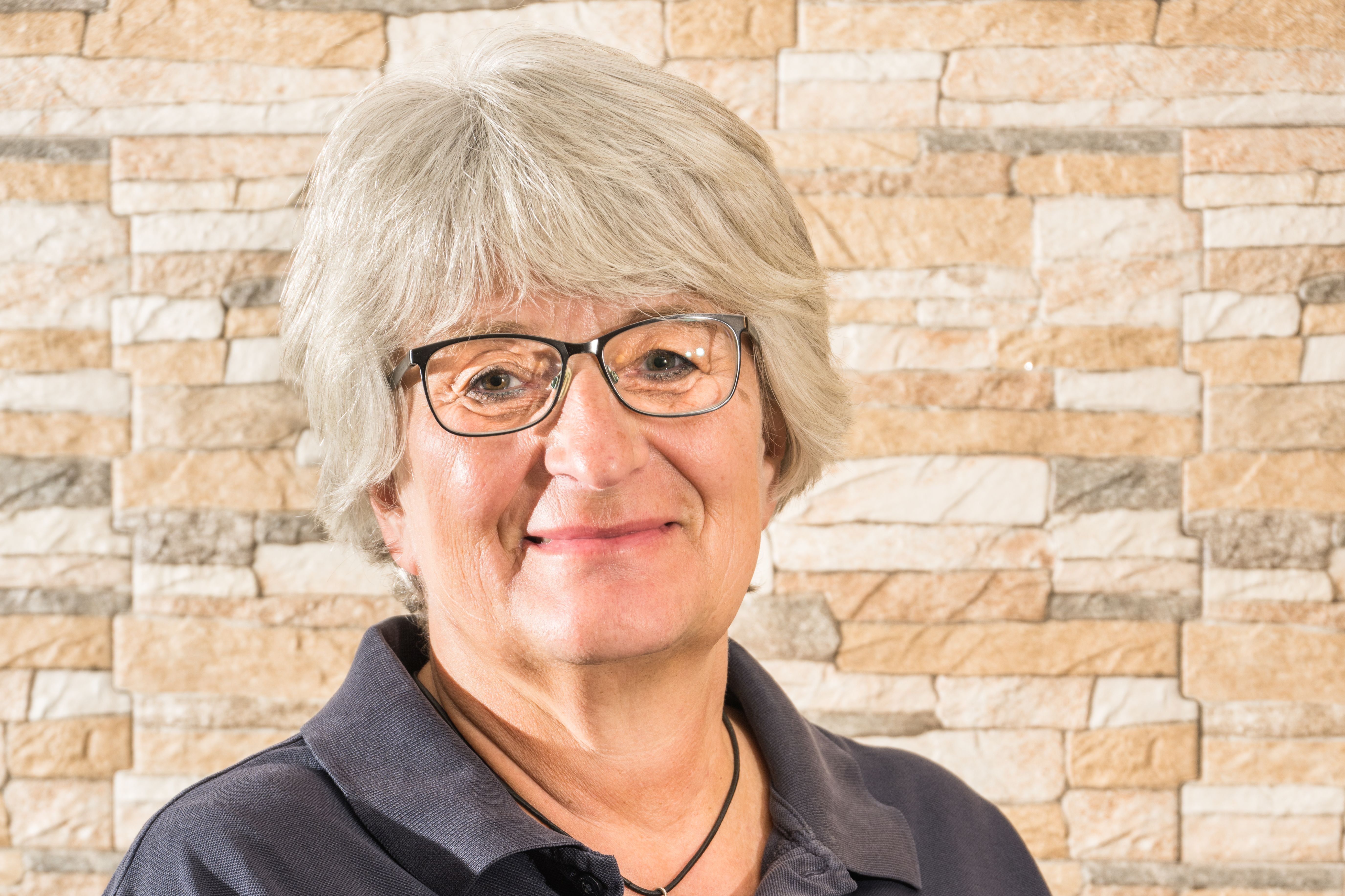 contactPerson.contactPerson.title