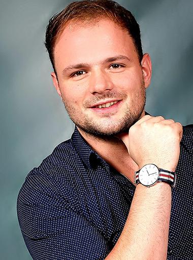 contactPerson.contactPerson.title