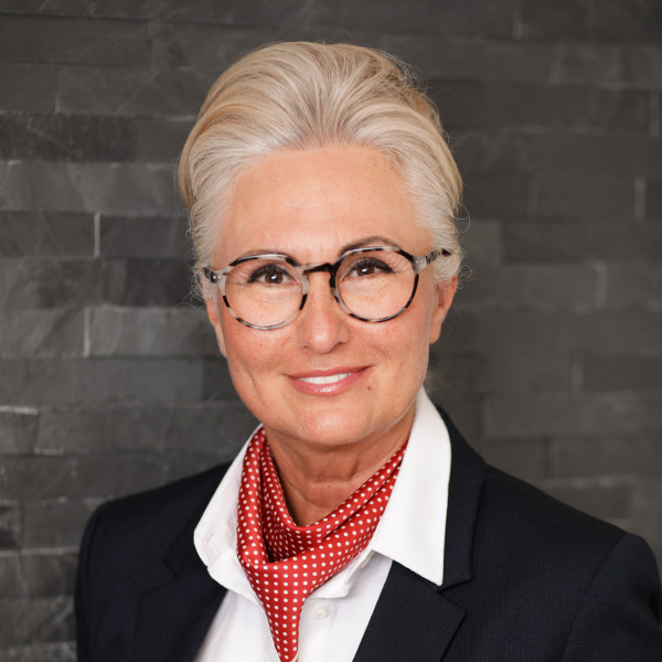 contactPerson.contactPerson.title