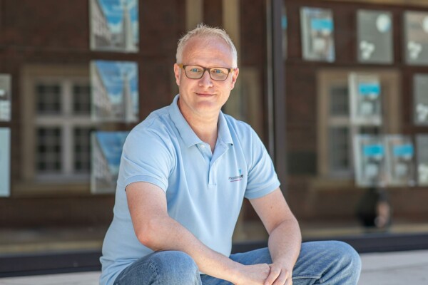 contactPerson.contactPerson.title