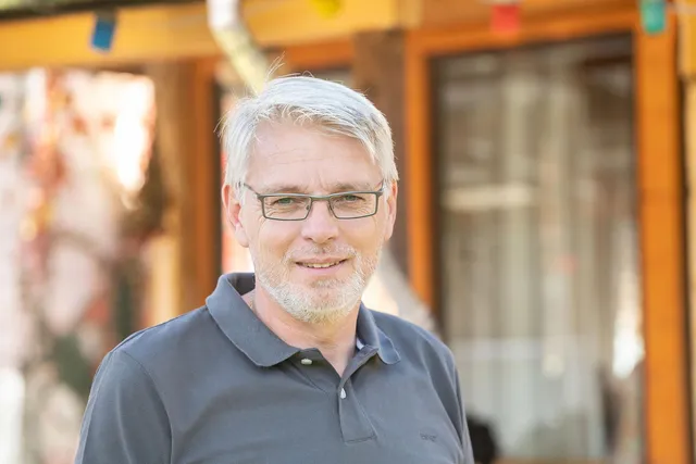 contactPerson.contactPerson.title