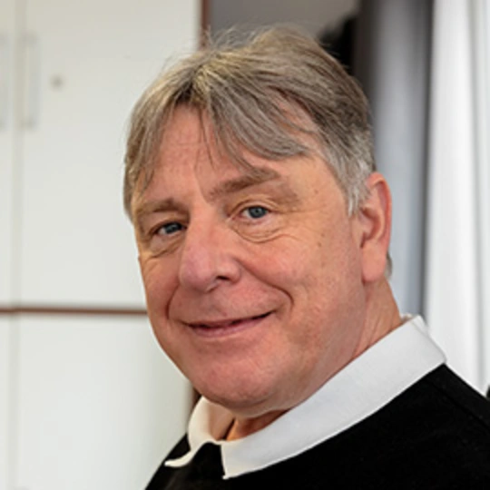 contactPerson.contactPerson.title