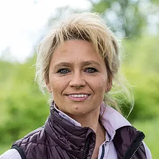 contactPerson.contactPerson.title