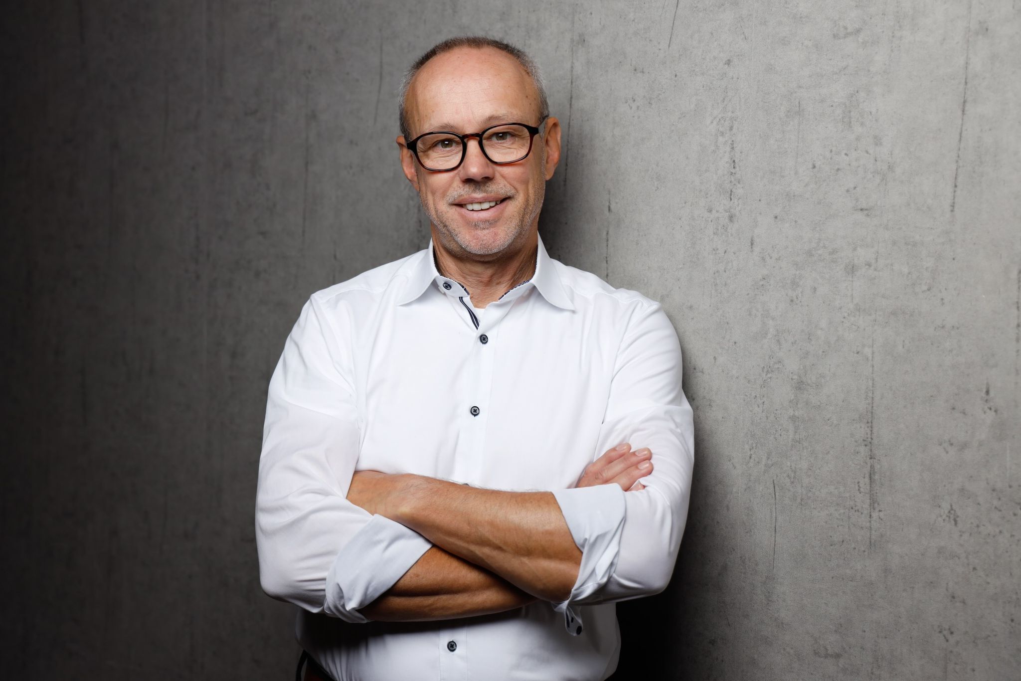 contactPerson.contactPerson.title