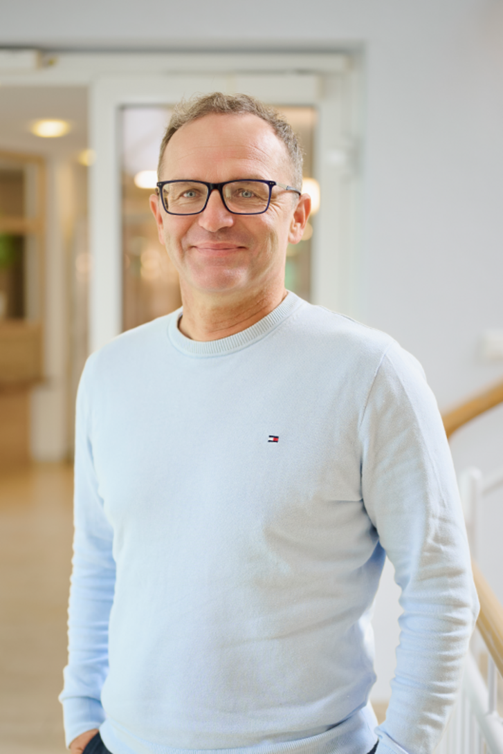 contactPerson.contactPerson.title