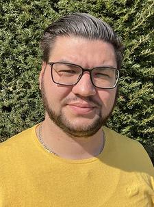 contactPerson.contactPerson.title