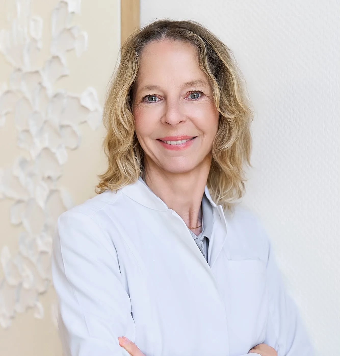 contactPerson.contactPerson.title