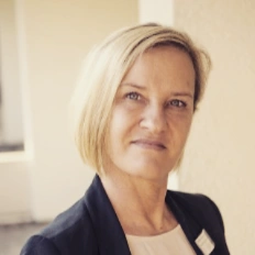 contactPerson.contactPerson.title