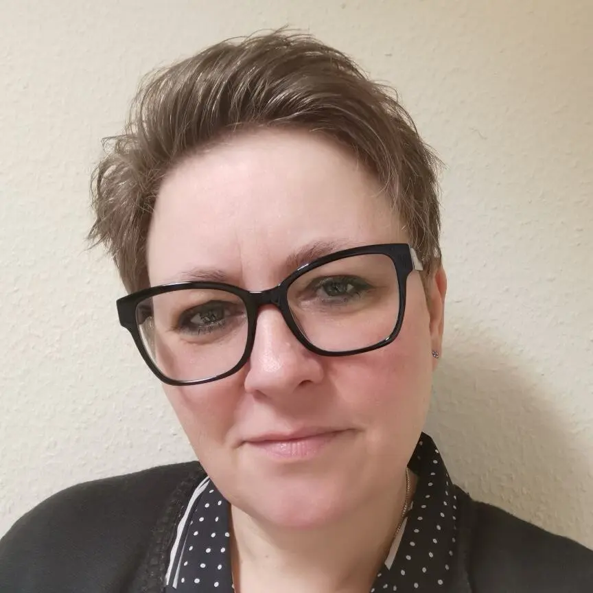 contactPerson.contactPerson.title