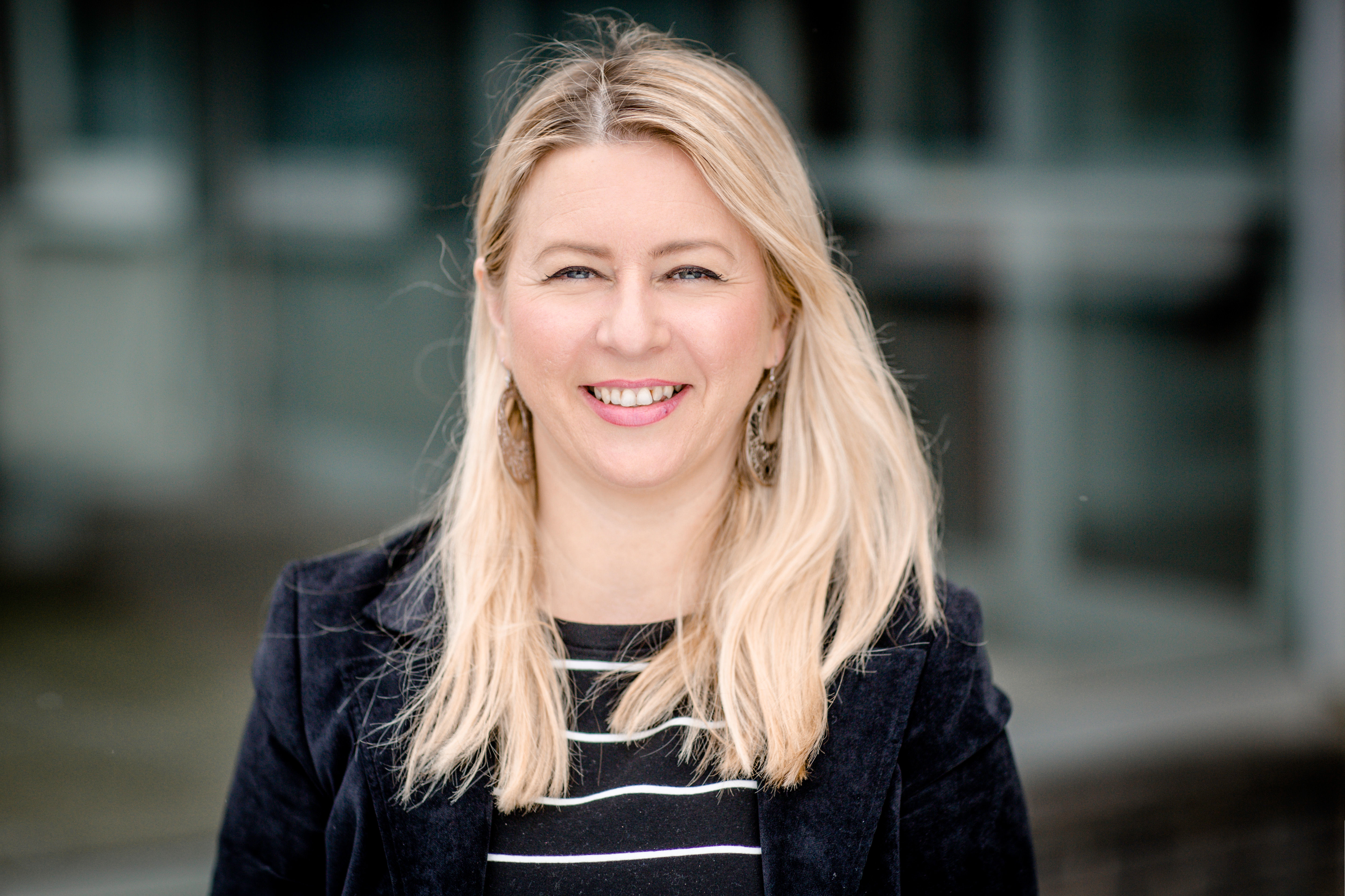 contactPerson.contactPerson.title