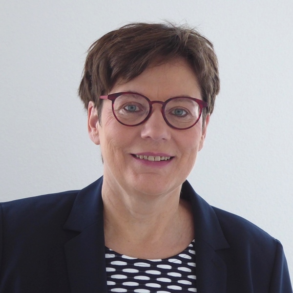 contactPerson.contactPerson.title