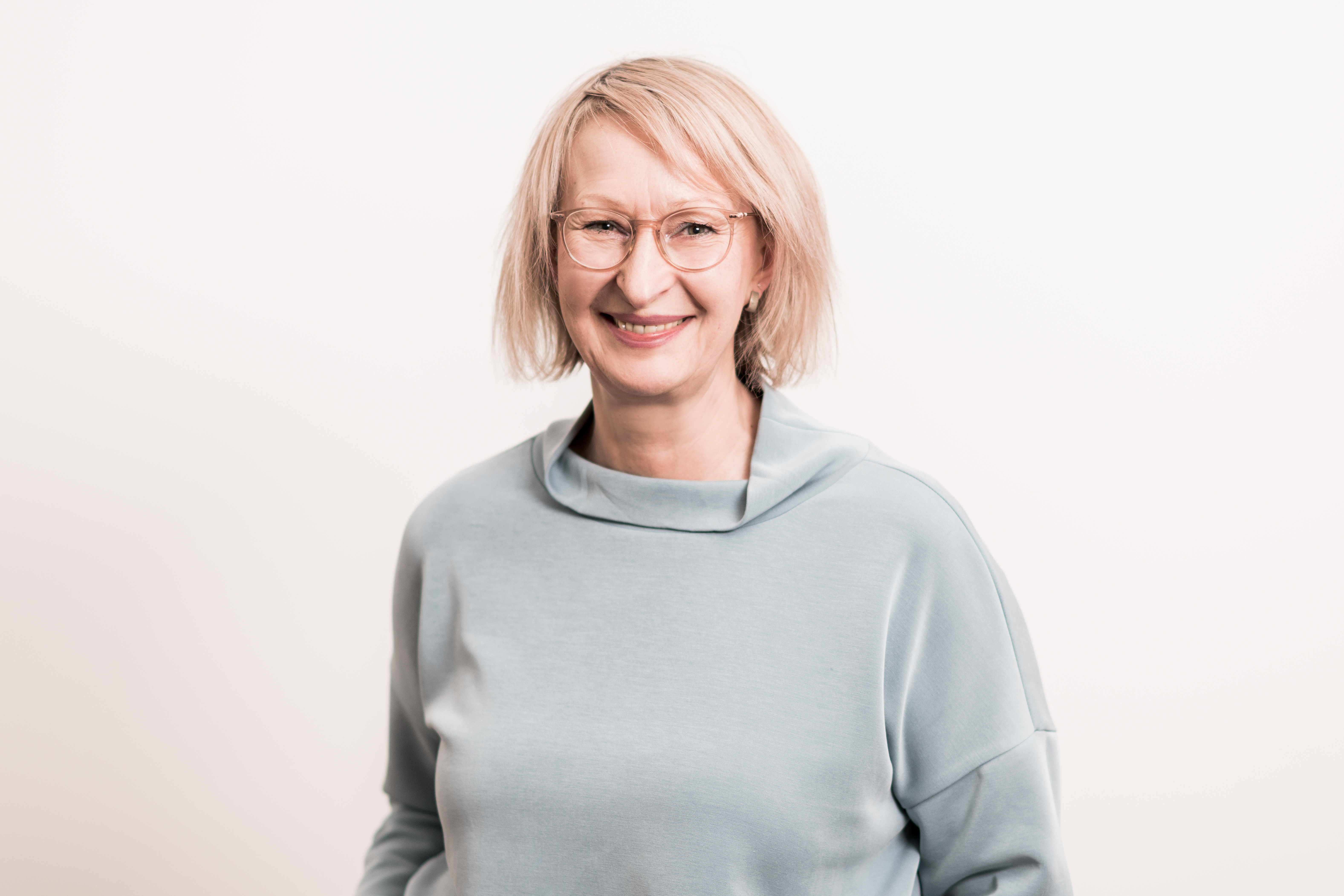 contactPerson.contactPerson.title