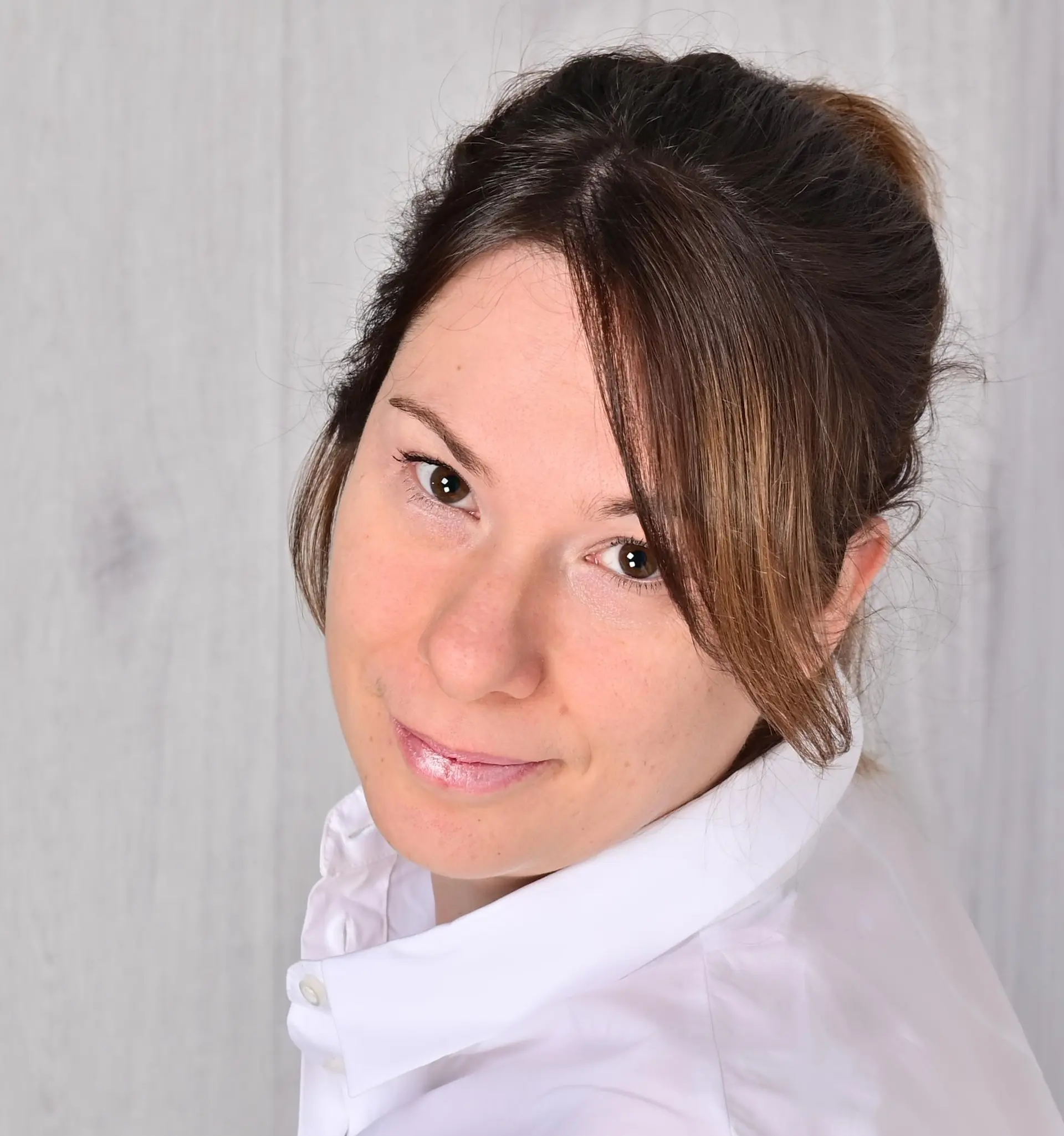 contactPerson.contactPerson.title