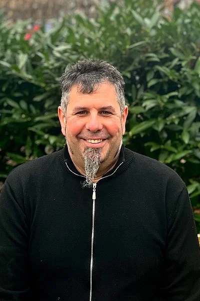 contactPerson.contactPerson.title