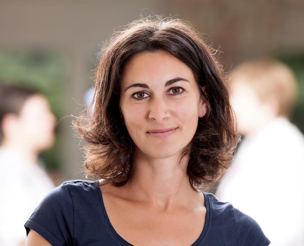 contactPerson.contactPerson.title