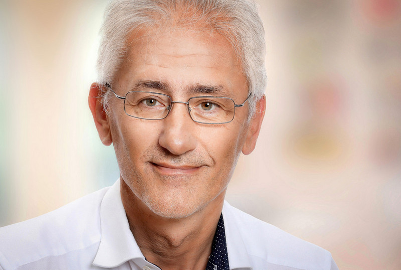 contactPerson.contactPerson.title