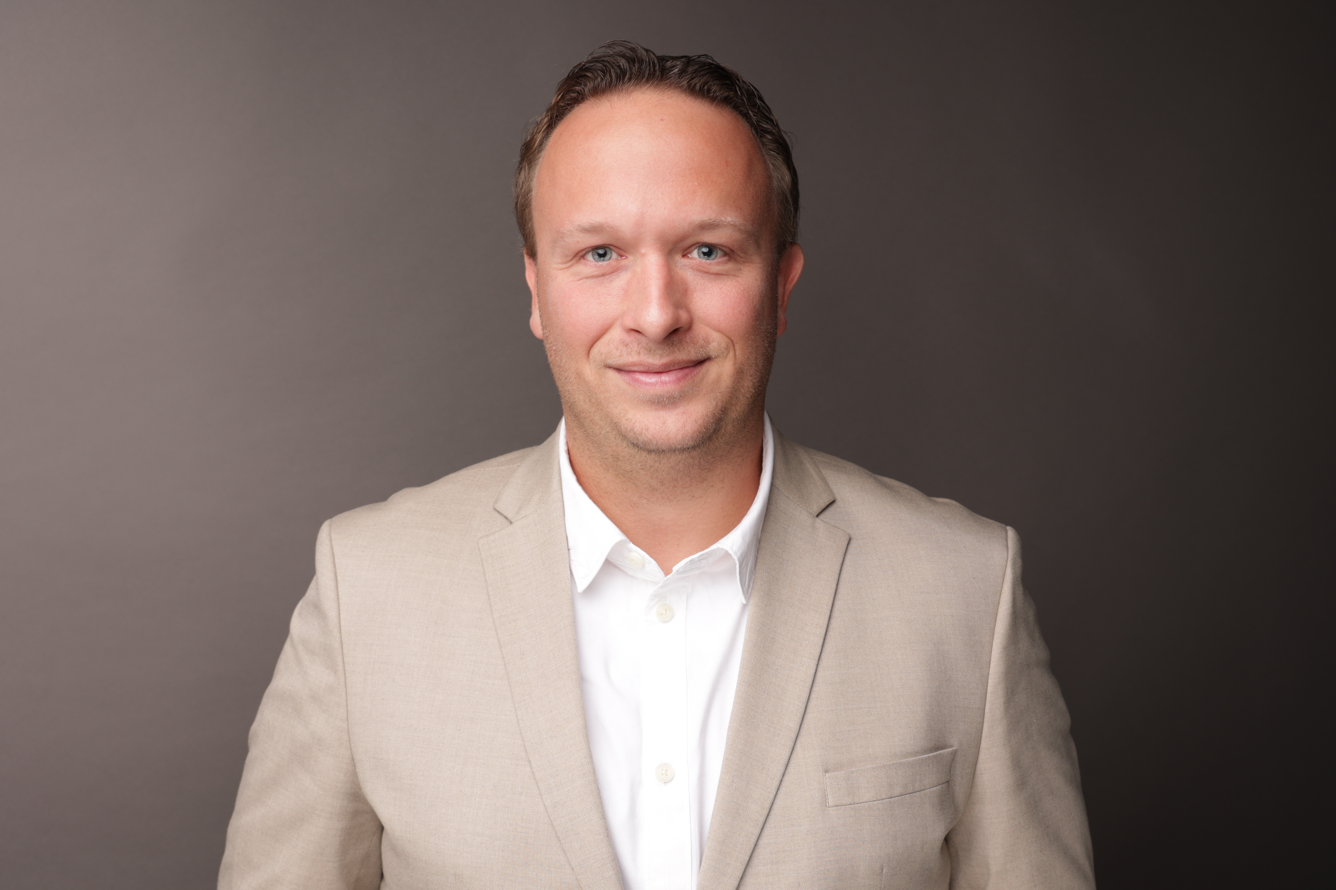 contactPerson.contactPerson.title