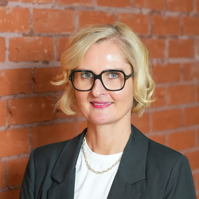 contactPerson.contactPerson.title