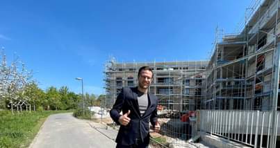 contactPerson.contactPerson.title