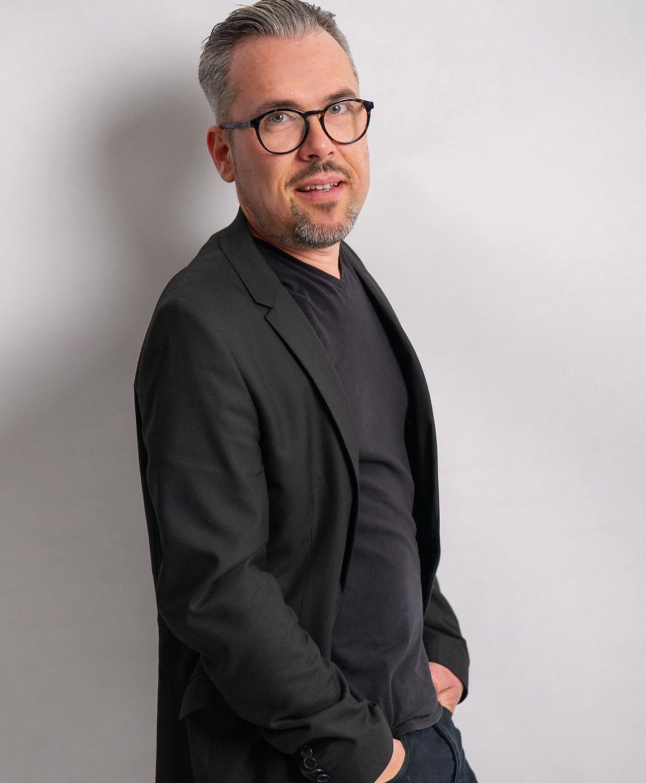 contactPerson.contactPerson.title