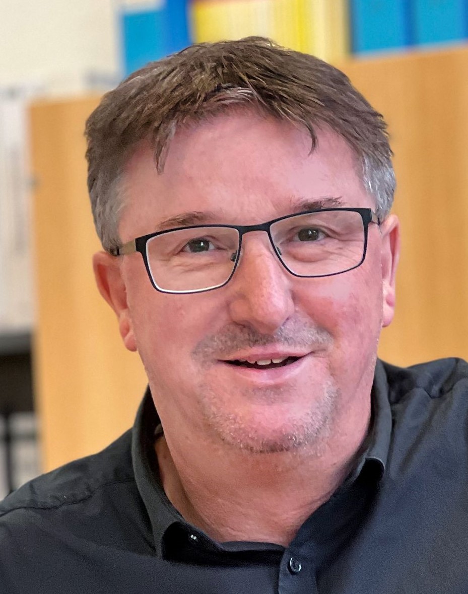 contactPerson.contactPerson.title