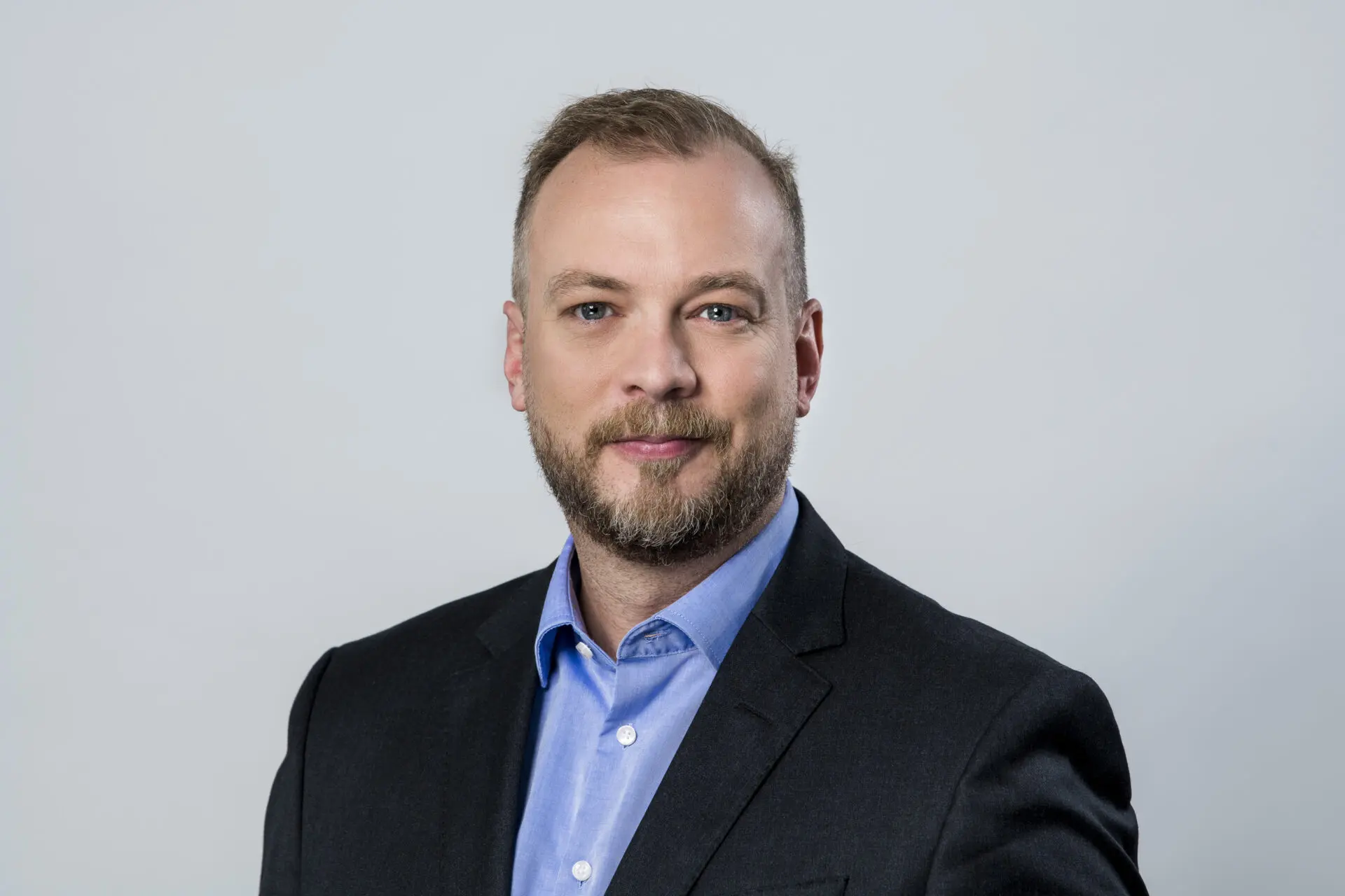 contactPerson.contactPerson.title