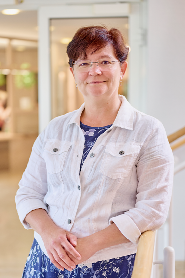 contactPerson.contactPerson.title