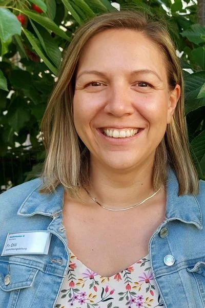 contactPerson.contactPerson.title